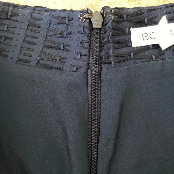 Women's BCBGeneration Shorts - Sz. 12 - Picture 4 of 4